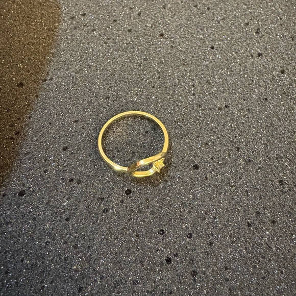 New Siizu ring , gold plated over  925 silver , grade AAA cubic zirconia - Picture 2 of 6